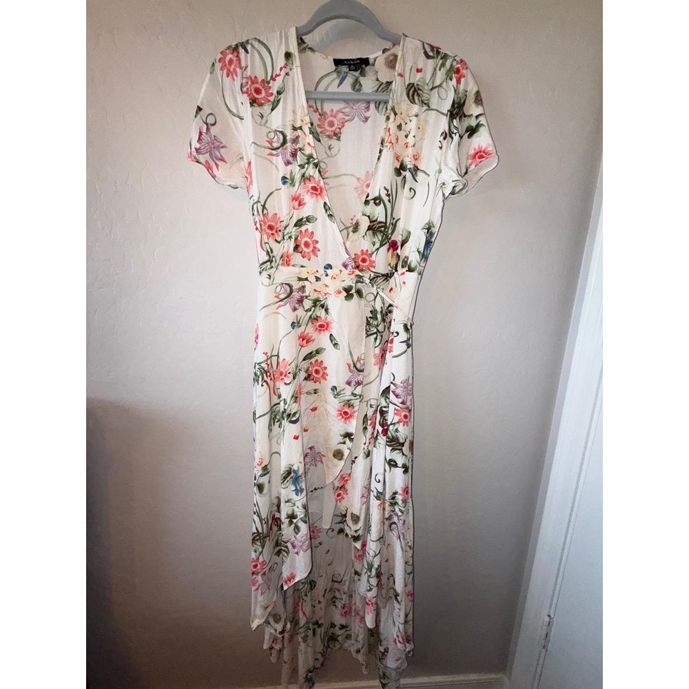 Aakaa Dress Womens Medium Floral Wrap Short Sleeve VNeck Boho‎ Summer Chic